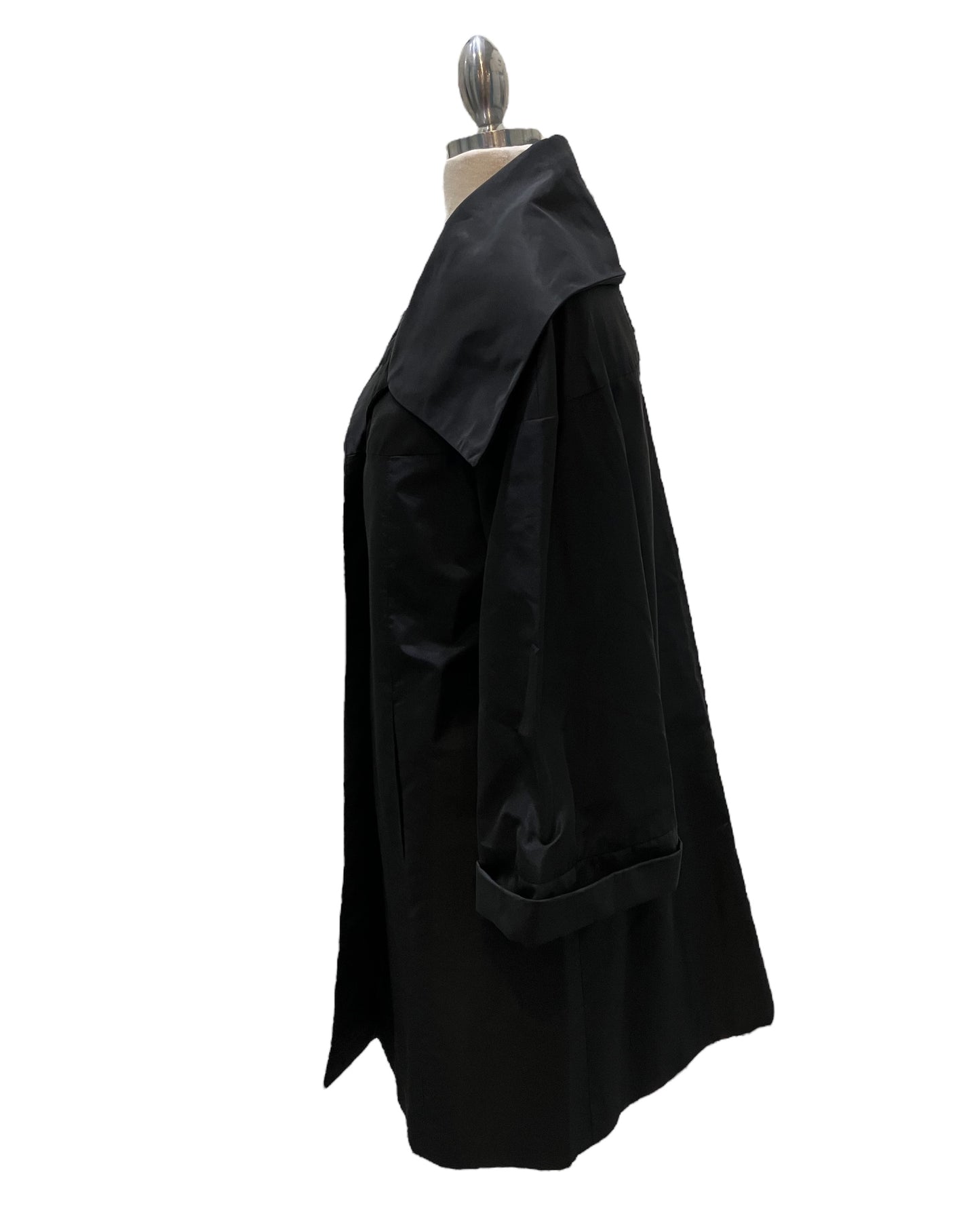 Designer TERI JON Vintage Style Opera Coat